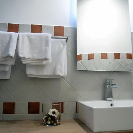 Flat F Trnow Apartment *